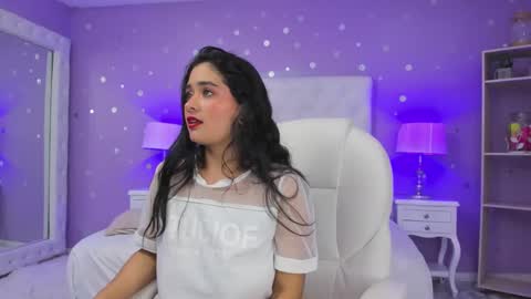 Scarlette  online show from January 8, 6:20 am