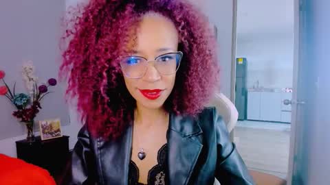 Scarlett online show from March 18, 7:50 pm