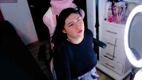 chloe online show from February 12, 4:29 am