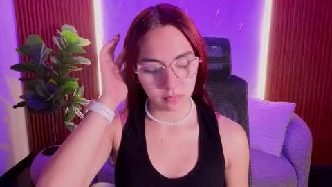 scarlett online show from December 17, 4:29 am