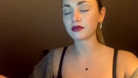 ScarlettxBlonde online show from March 22, 9:07 pm