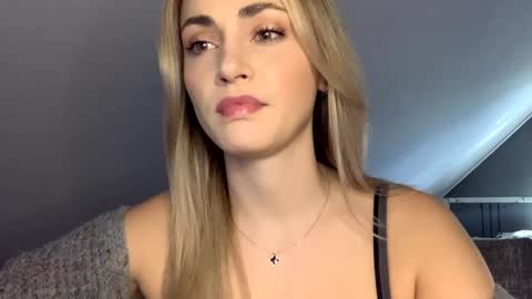 ScarlettxBlonde online show from April 21, 2:23 pm