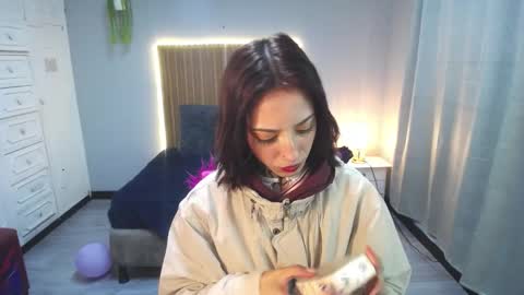 Scarllett online show from December 4, 4:55 am