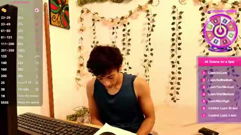 Snapshot of scd0410 chatting on June 15, 2:47 am scd0410 online show from June 15, 2:47 am