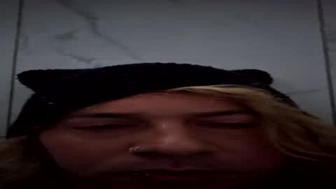 Snapshot of schalaxxa chatting on July 18, 3:22 am schalaxxa online show from July 18, 3:22 am