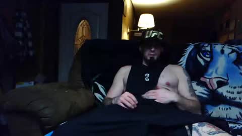 Snapshot of schecter7x chatting on November 10, 6:01 am Schecter7x online show from November 10, 6:01 am