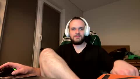 Charlie online show from May 6, 11:10 pm