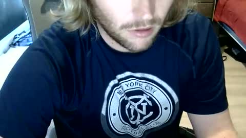 Snapshot of schmizz09 chatting on March 17, 6:00 pm schmizz09 online show from March 17, 6:00 pm