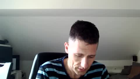 Snapshot of schnuckigeil chatting on February 12, 12:44 pm Dildomen online show from February 12, 12:44 pm