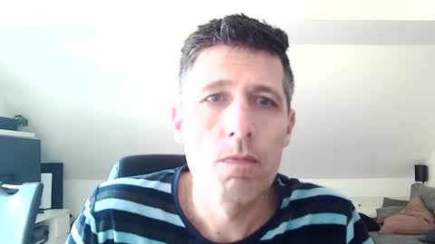 Snapshot of schnuckigeil chatting on March 5, 12:44 pm Dildomen online show from March 5, 12:44 pm