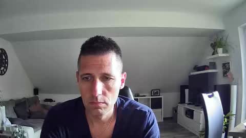 Snapshot of schnuckigeil chatting on October 2, 10:11 am Dildomen online show from October 2, 10:11 am