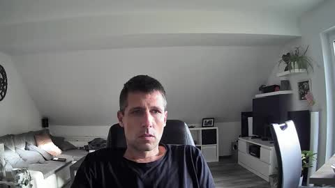 Dildomen online show from October 31, 8:15 am