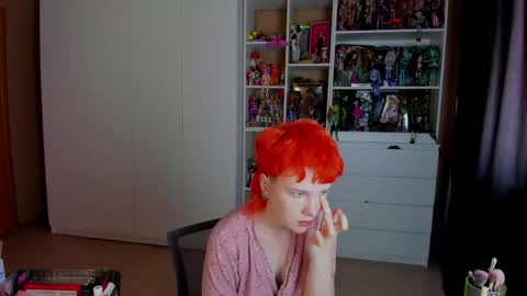 Rina online show from June 4, 7:25 am