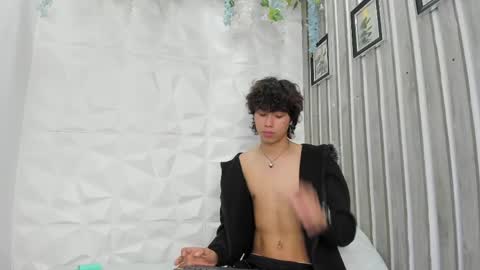 sckrapper online show from May 19, 12:33 pm