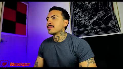 Alejandro help me to reach 200 thumps up online show from October 15, 7:41 am