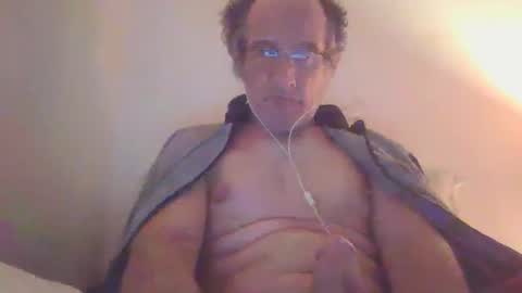 scotchwhieskie online show from December 6, 11:57 pm