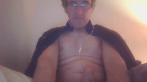 scotchwhieskie online show from December 17, 11:05 pm