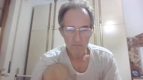 scotchwhieskie online show from September 18, 6:54 pm