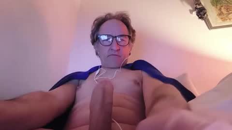 scotchwhieskie online show from April 1, 11:13 pm