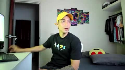 Daniel martinez - Independent model online show from October 20, 11:05 pm