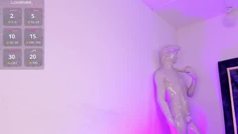 Scott  online show from October 24, 9:33 pm