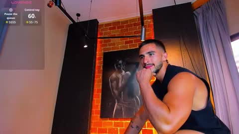 Scottfischer  online show from November 10, 7:13 pm