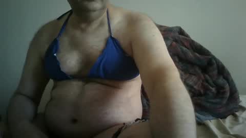 Snapshot of scottforfuhn chatting on September 25, 3:16 pm scottforfuhn online show from September 25, 3:16 pm