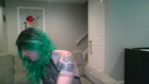 Snapshot of scottiehottie42 chatting on July 15, 12:21 pm scottiehottie42 online show from July 15, 12:21 pm