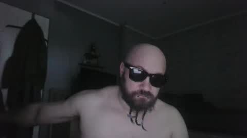 Snapshot of scottish_alien chatting on April 1, 8:04 am Richard James online show from April 1, 8:04 am