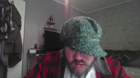 Snapshot of scottish_alien chatting on April 12, 4:45 pm Richard James online show from April 12, 4:45 pm