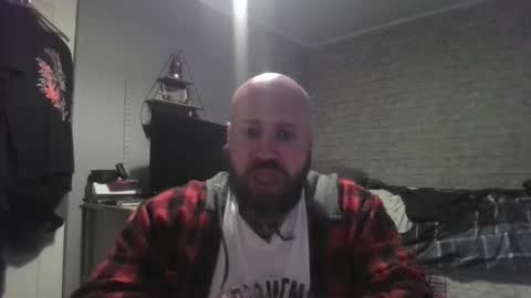 Snapshot of scottish_alien chatting on May 1, 7:51 pm Richard James online show from May 1, 7:51 pm