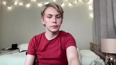 Snapshot of scottish_twink01 chatting on September 16, 9:05 pm danny online show from September 16, 9:05 pm