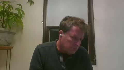 scottpbi52 online show from January 5, 4:36 am