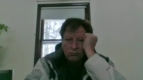 scottpbi52 online show from February 18, 5:31 pm