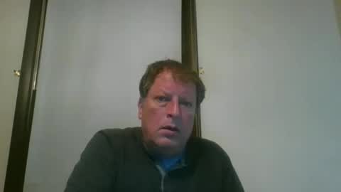 Snapshot of scottpbi52 chatting on May 15, 2:51 am scottpbi52 online show from May 15, 2:51 am