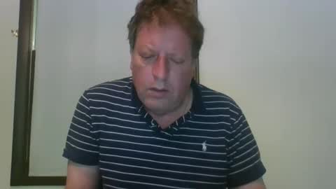 Snapshot of scottpbi52 chatting on May 21, 2:02 pm scottpbi52 online show from May 21, 2:02 pm