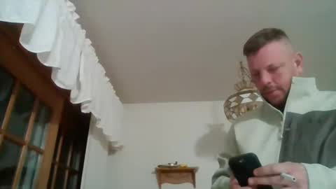 scottydoesntknow0 online show from January 9, 3:58 am