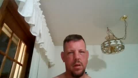 Snapshot of scottydoesntknow0 chatting on July 9, 8:07 am scottydoesntknow0 online show from July 9, 8:07 am