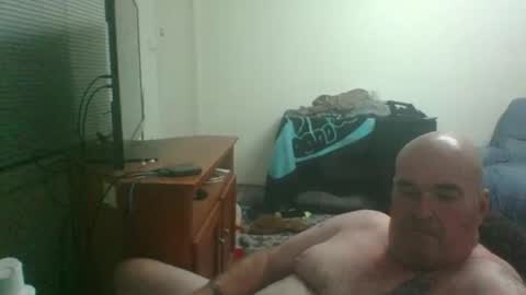 Snapshot of scottyj2007 chatting on December 10, 6:54 am scottyj2007 online show from December 10, 6:54 am