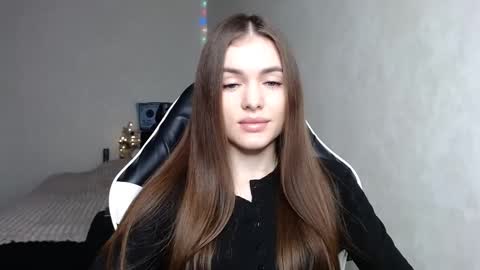 scratc_h online show from January 16, 8:25 pm