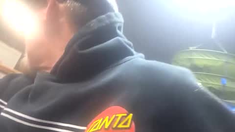 screwnutandbolte online show from December 2, 6:41 am