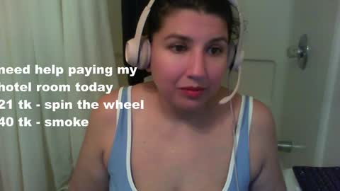 Snapshot of scumbagsmith chatting on October 22, 8:58 am Danni online show from October 22, 8:58 am