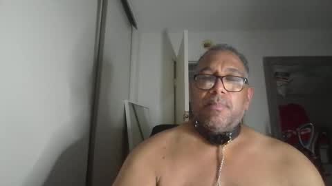 Snapshot of sdblkmale2131 chatting on September 22, 11:45 am sdblkmale2131 online show from September 22, 11:45 am