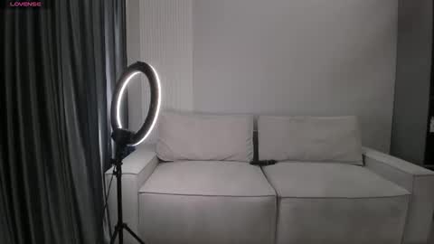 Se youn online show from January 14, 1:22 am