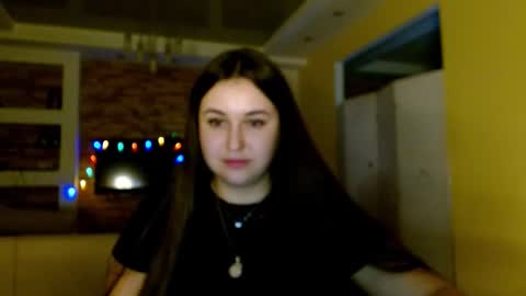 Elizabeth  online show from January 5, 5:27 pm