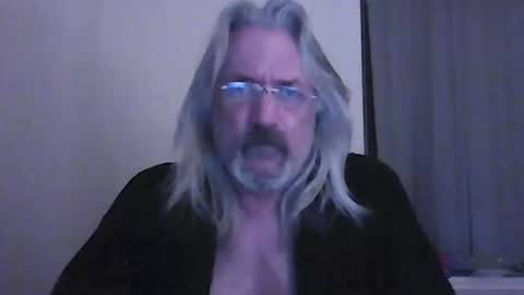 Snapshot of seantheflyer chatting on December 9, 12:12 am seantheflyer online show from December 9, 12:12 am