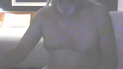 Snapshot of seantheflyer chatting on December 20, 12:52 am seantheflyer online show from December 20, 12:52 am