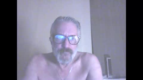 Snapshot of seantheflyer chatting on September 15, 9:26 pm seantheflyer online show from September 15, 9:26 pm