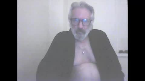 Snapshot of seantheflyer chatting on September 17, 8:43 pm seantheflyer online show from September 17, 8:43 pm