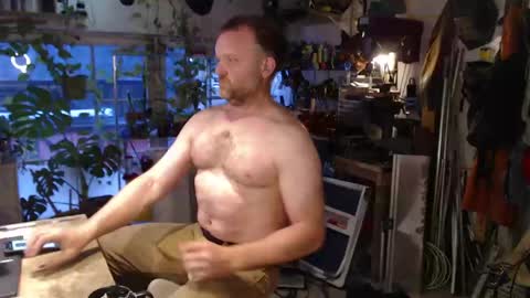Seattlemanwhore online show from May 25, 2:45 pm